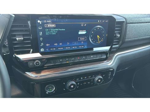 Used 2024 Chevrolet Silverado 1500 LT image 16