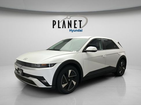 New 2026 Hyundai Ioniq 5 SEL AWD/4WD image 2