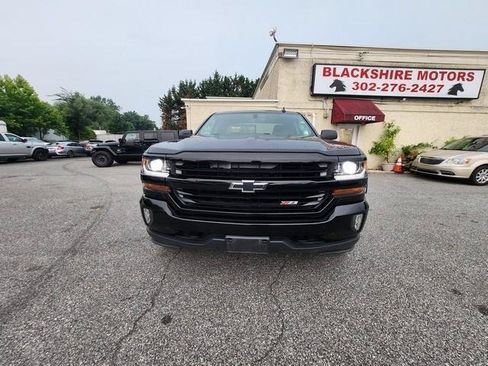 Used 2017 Chevrolet Silverado 1500 LT w/ Midnight Edition AWD/4WD image 2