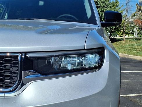 Certified 2023 Jeep Grand Cherokee L Limited image 24