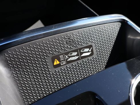 New 2026 Chevrolet Equinox LT w/ Convenience Package II image 23