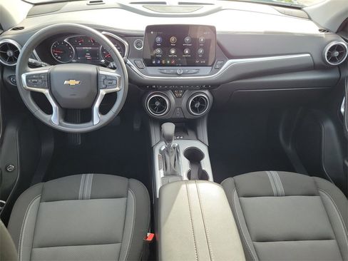 Used 2025 Chevrolet Blazer LT w/ Convenience Package image 19