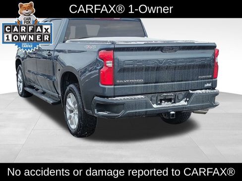 Used 2020 Chevrolet Silverado 1500 Custom w/ Custom Value Package image 4