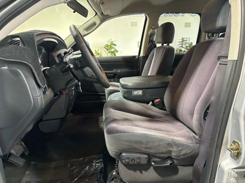 Used 2004 Dodge Ram 1500 Truck SLT w/ Big Horn Quad Cab Value Group image 10