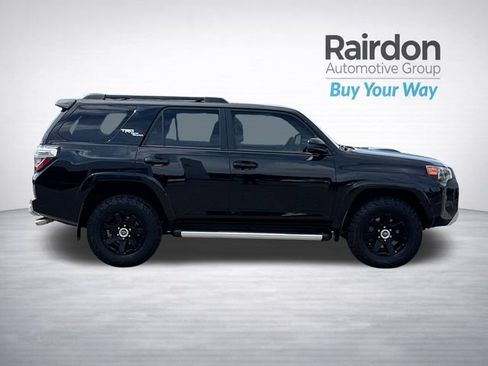 Used 2019 Toyota 4Runner TRD Off-Road AWD/4WD image 8