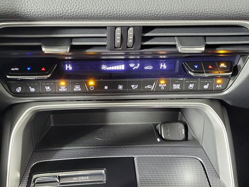 New 2026 MAZDA CX-90 Plug-In Hybrid w/ Preferred image 23