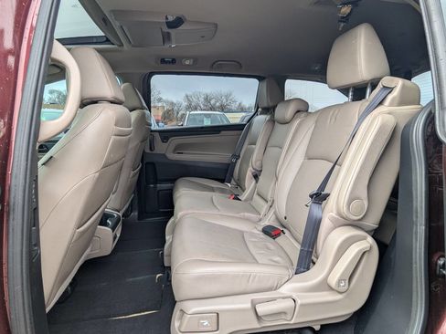 Used 2018 Honda Odyssey Touring image 13