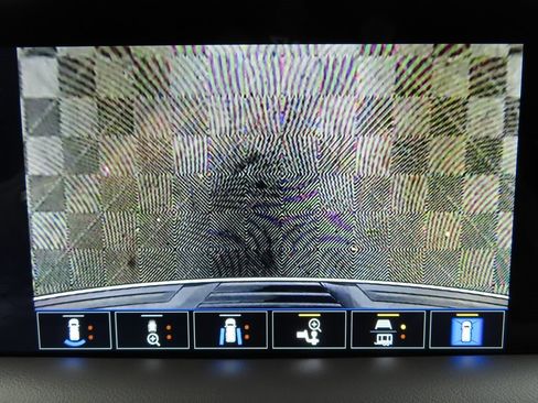 Used 2024 GMC Yukon AT4 image 22