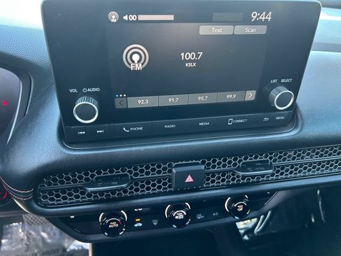 Used 2025 Honda HR-V Sport image 23