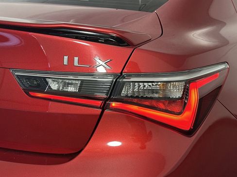 Used 2021 Acura ILX Premium Package image 30