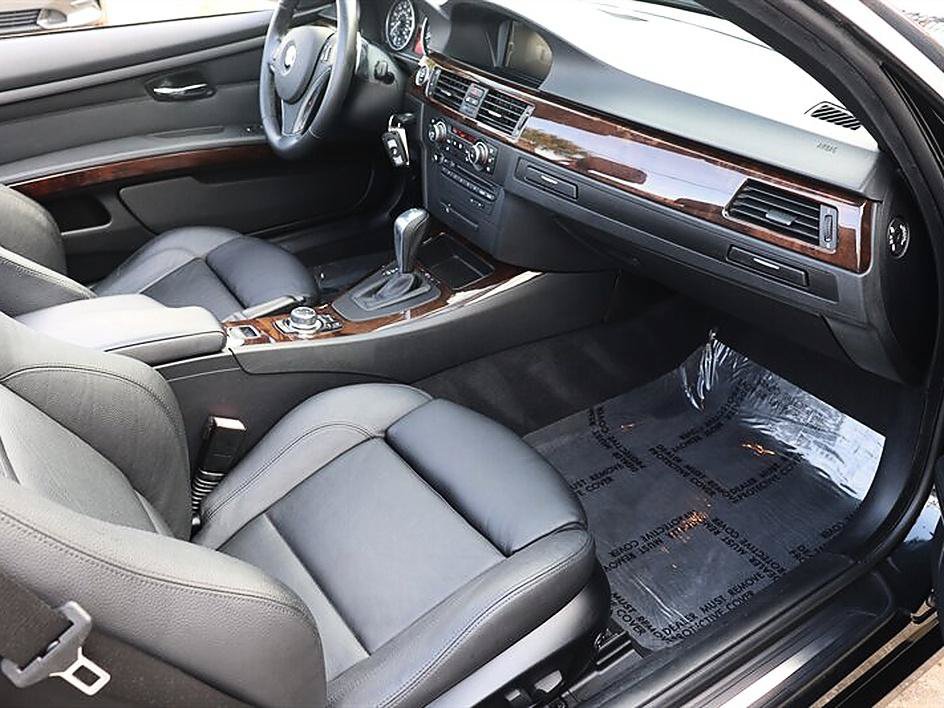 Used 2011 BMW 328i Convertible RWD image 11
