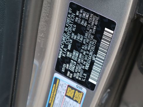 Used 2022 Kia Seltos S FWD image 26