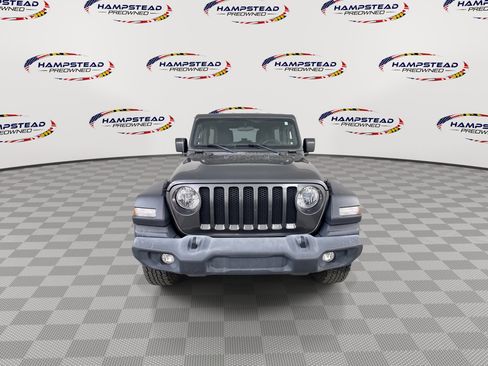 Used 2019 Jeep Wrangler Unlimited Sport S AWD/4WD image 3