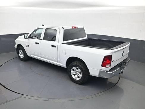 Used 2022 RAM 1500 Classic SLT w/ Electronics Group AWD/4WD image 19