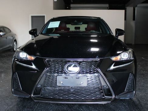 Used 2019 Lexus IS 300 F Sport w/ F Sport Package RWD image 8