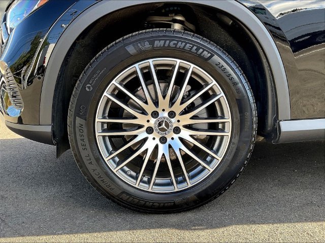 Used 2026 Mercedes-Benz GLC 300 4MATIC image 36