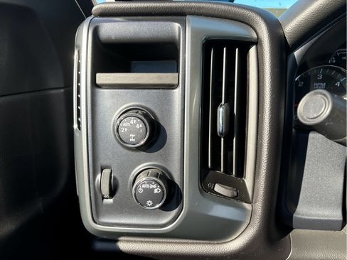 Used 2016 Chevrolet Silverado 1500 LT image 19