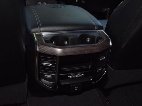 Used 2025 RAM 2500 Laramie w/ Night Edition AWD/4WD image 18