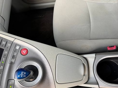 Used 2012 Toyota Prius Two FWD image 27