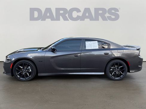 Used 2023 Dodge Charger R/T w/ Blacktop Package RWD image 4