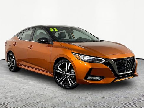 Used 2023 Nissan Sentra SR w/ SR Premium Package FWD image 3