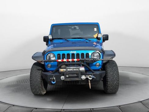 Used 2016 Jeep Wrangler Unlimited Sahara image 8