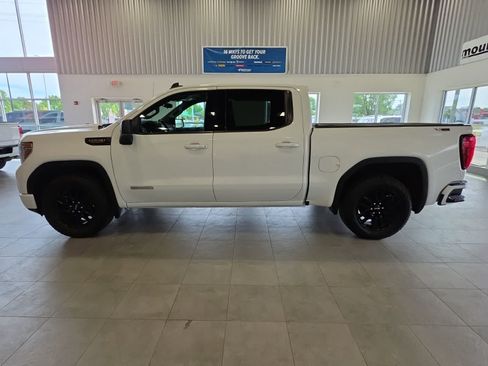 Used 2021 GMC Sierra 1500 Elevation w/ X31 Off-Road Package AWD/4WD image 12