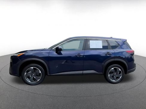 Used 2025 Nissan Rogue SV AWD/4WD image 7