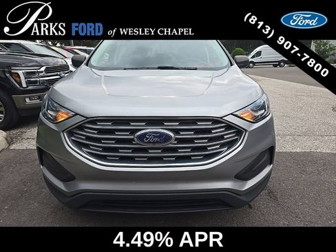 Used 2021 Ford Edge SE FWD image 1