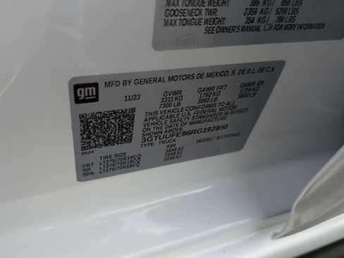 Used 2024 GMC Sierra 1500 AT4X w/ AT4X AEV Edition image 38