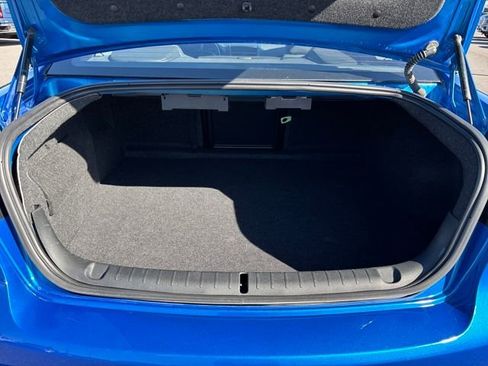 Used 2009 Pontiac G8 GT w/ Premium Package image 4