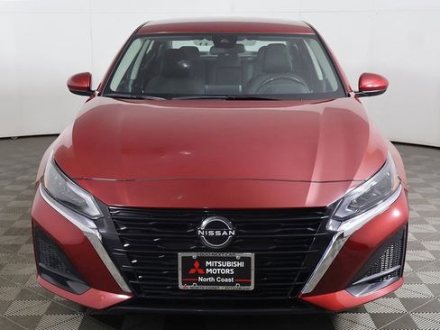 Used 2023 Nissan Altima 2.5 SV image 8