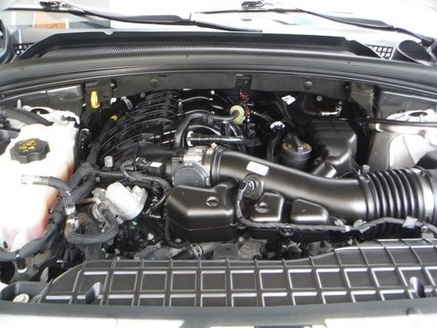 Certified 2023 Jeep Grand Cherokee L Laredo AWD/4WD image 13