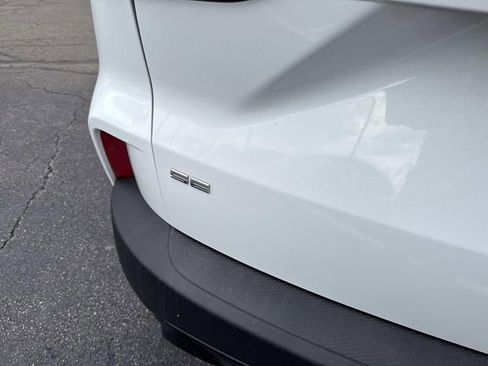 Used 2022 Ford Escape SE w/ SE Sport Appearance Package image 5