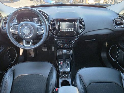 Used 2019 Jeep Compass Altitude image 8