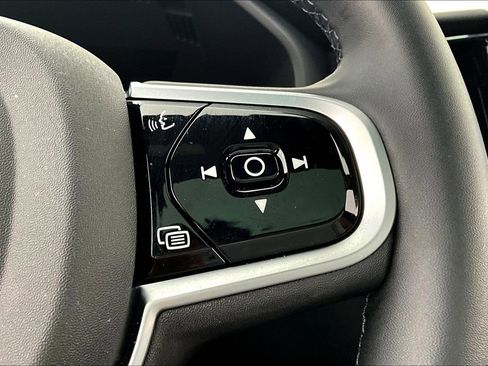 Used 2026 Volvo XC60 B5 Plus w/ Protection Package Premier image 26