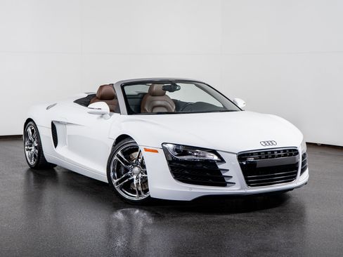 Used 2011 Audi R8 V8 image 47