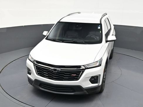 Used 2023 Chevrolet Traverse RS FWD image 20