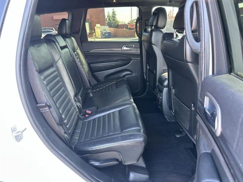 Used 2020 Jeep Grand Cherokee Limited X image 13
