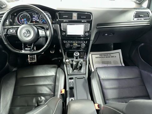 Used 2016 Volkswagen Golf R 4-Door image 17