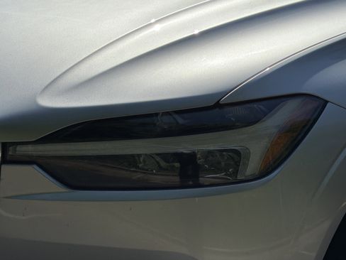 Certified 2021 Volvo XC60 T6 Inscription w/ Advanced Package AWD/4WD image 43