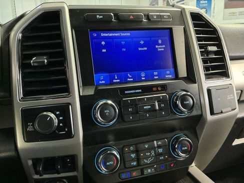 Used 2020 Ford F250 Lariat w/ Lariat Value Package AWD/4WD image 19