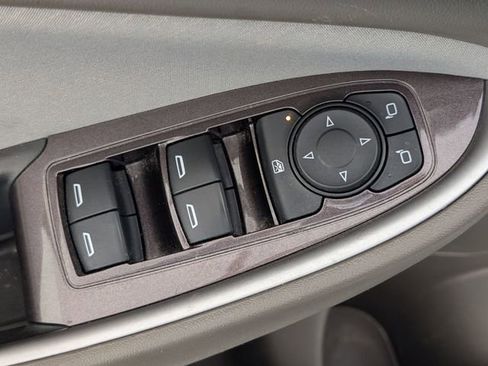 Used 2020 Chevrolet Malibu LS w/ Driver Confidence Package II image 11