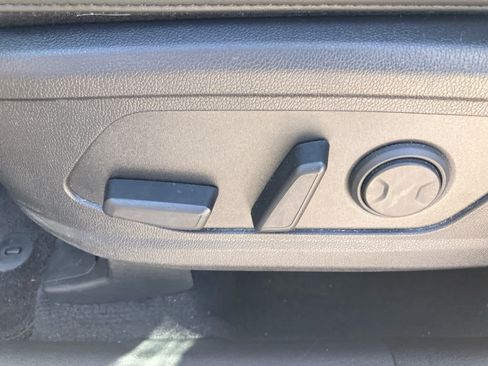 Used 2023 Kia Sorento S w/ Panoramic Sunroof Package AWD/4WD image 11