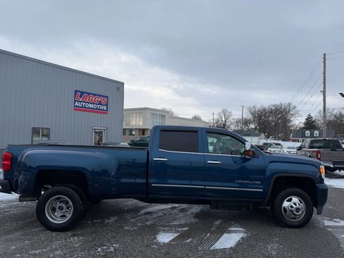 Used 2016 GMC Sierra 3500 Denali image 11