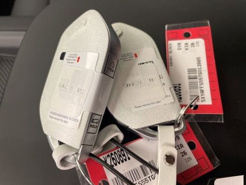 New 2026 Kia EV9 Wind image 33