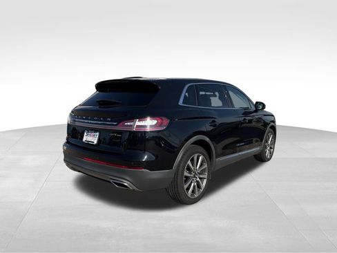 Used 2019 Lincoln Nautilus Select AWD/4WD image 5