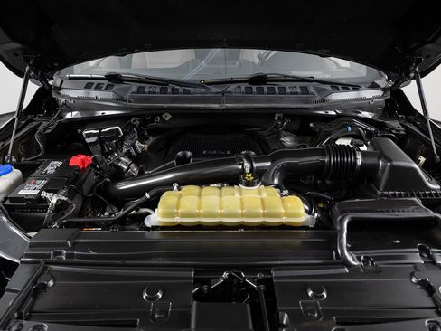 Used 2019 Ford F150 XLT image 38