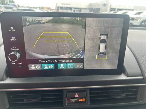 Used 2025 Honda Pilot Black Edition image 25