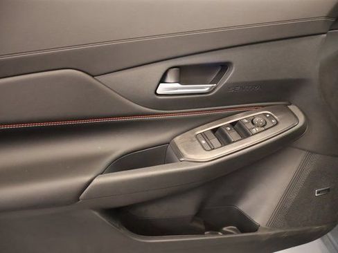 New 2026 Nissan Sentra SR w/ SR Premium Package FWD image 9